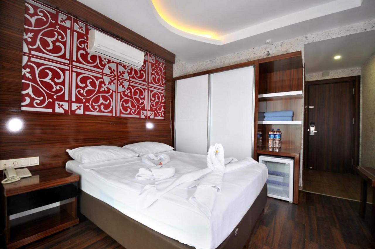 Uk Blue Coast Hotel (Adults Only) Аланя Екстериор снимка
